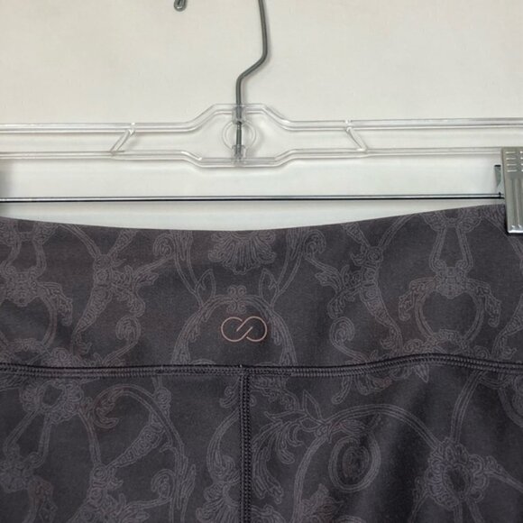 CALIA by Carrie Underwood Printed Filament Capris - Picture 5 of 7